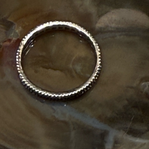 Stunning 14k white gold diamond eternity band ring - Picture 10 of 12